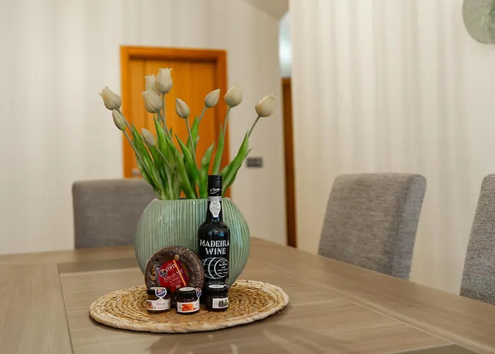 Casa Fontes * Canhas