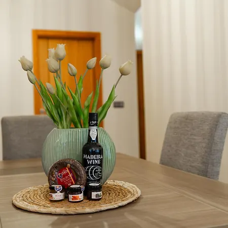 Casa Fontes * Canhas