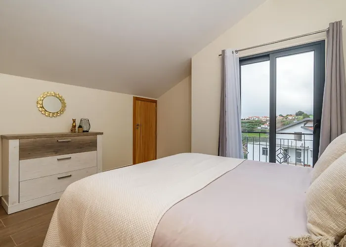 Casa Fontes * Canhas